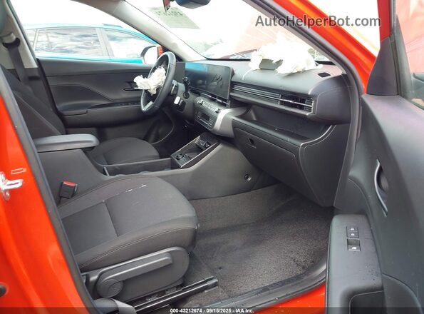 KM8HC3AB3RU079919 2024 HYUNDAI KONA Orange Widok wnętrza z przodu