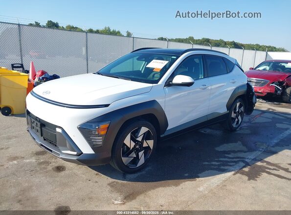 KM8HE3A33RU074674 2024 HYUNDAI KONA White Vista tres cuartos delantera izquierda