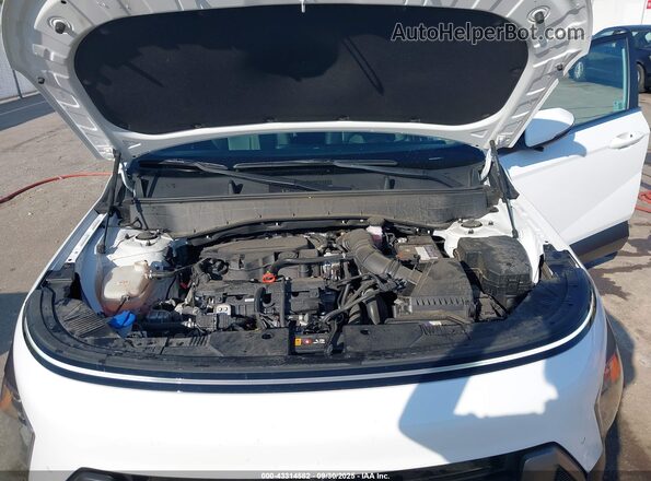 KM8HE3A33RU074674 2024 HYUNDAI KONA White Vista trasera