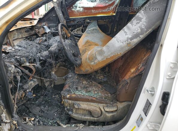 KM8J2CA47MU293021 2021 HYUNDAI TUCSON White Vista interior delantera