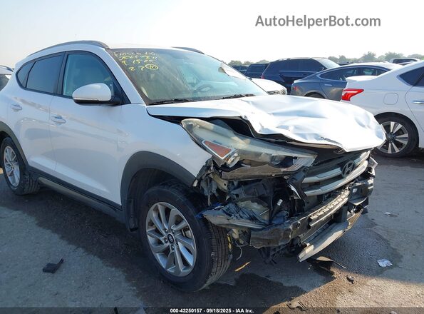 KM8J33A29GU214500 2016 HYUNDAI TUCSON White Vista frontal