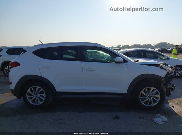 KM8J33A29GU214500 2016 HYUNDAI TUCSON White Vista interior de 360 grados