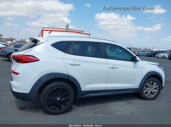 KM8J33A45LU114342 2020 HYUNDAI TUCSON White Вид задньої частини салону
