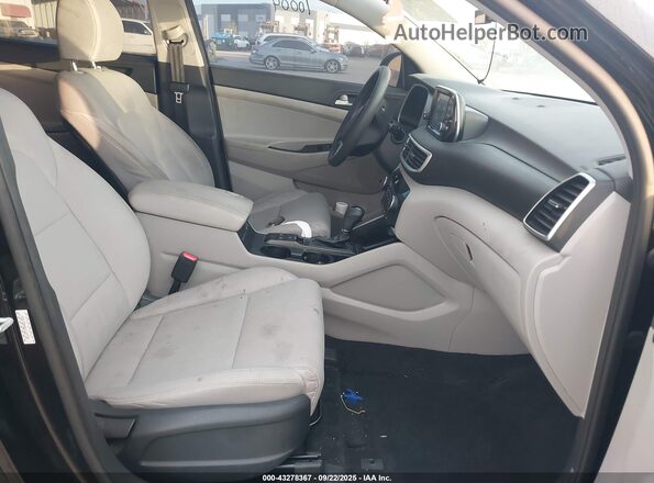 KM8J33A46LU124748 2020 HYUNDAI TUCSON Black Front interior view