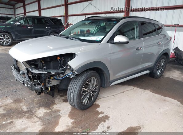 KM8J3CAL5LU155142 2020 HYUNDAI TUCSON Gray Vista tres cuartos delantera izquierda