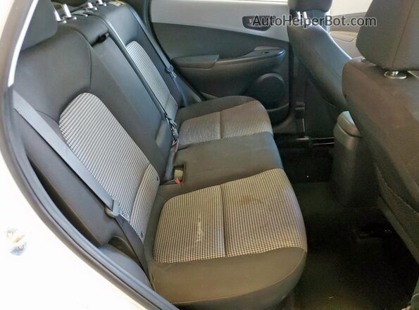 KM8K12AA0LU583879 2020 HYUNDAI KONA White ძრავის განყოფილების ხედი