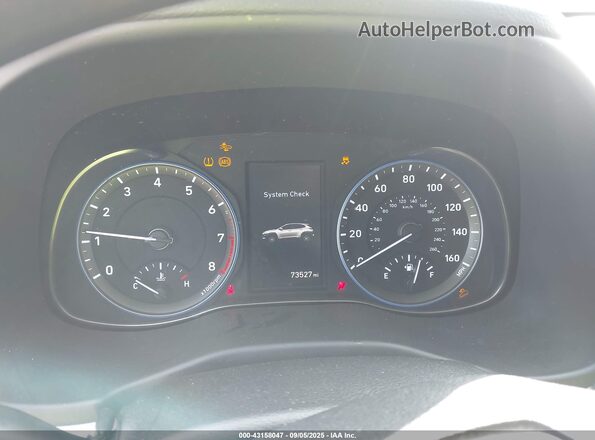 KM8K12AAXMU742263 2021 HYUNDAI KONA Gray Widok tylnych siedzeń