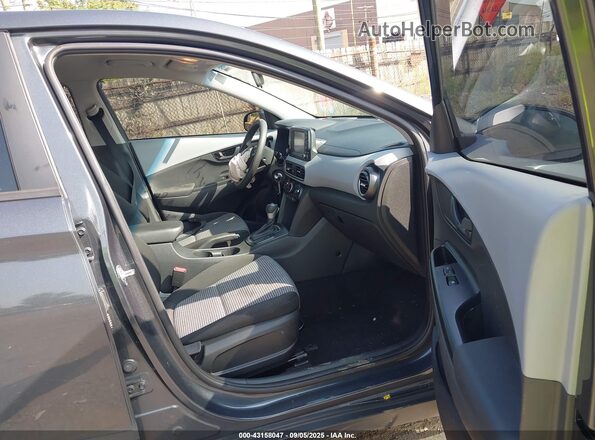 KM8K12AAXMU742263 2021 HYUNDAI KONA Gray Widok wnętrza z przodu