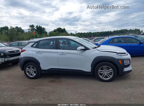 KM8K1CAA5LU575024 2020 HYUNDAI KONA White Widok wnętrza z tyłu