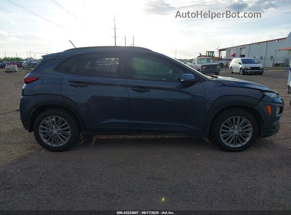 KM8K22AA4MU610712 2021 HYUNDAI KONA Gray Սալոնի 360 աստիճան տեսք
