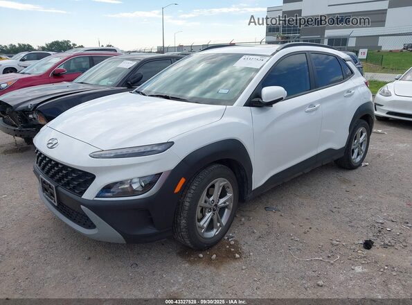KM8K32AB6NU769934 2022 HYUNDAI KONA Белый Передняя левая четверть