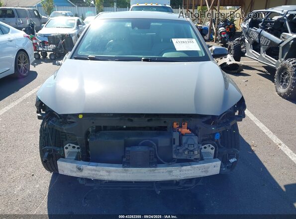 KM8K33AG5MU109450 2021 HYUNDAI KONA ELECTRIC Silver Widok wnętrza z tyłu