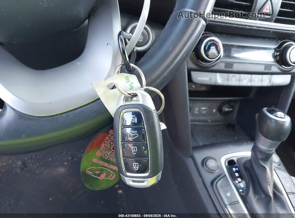 KM8K3CA54LU508699 2020 HYUNDAI KONA Black Vista del salpicadero