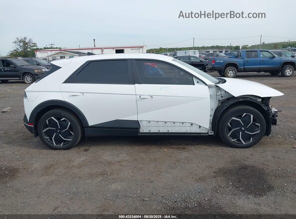 KM8KMDAF3NU100225 2022 HYUNDAI IONIQ 5 White Vista interior trasera