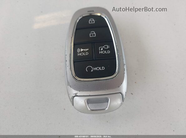 KM8KMDAF4PU217363 2023 HYUNDAI IONIQ 5 White Dashboard view