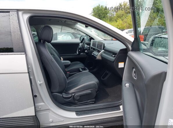 KM8KN4AE4NU091751 2022 HYUNDAI IONIQ 5 Gray Vista interior delantera