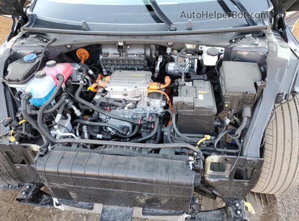KM8KNDAF4PU208689 2023 HYUNDAI IONIQ Black ძრავის განყოფილების ხედი