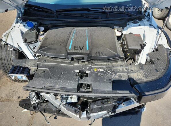 KM8KNDDF1RU328240 2024 HYUNDAI IONIQ White Вид підкапотного простору
