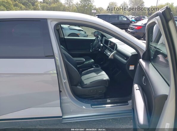 KM8KRDAF0NU078363 2022 HYUNDAI IONIQ 5 Gray Вид салону спереду