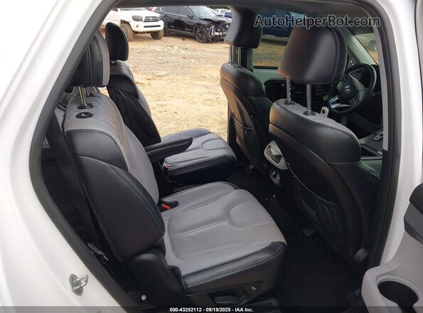 KM8R34HE1LU138001 2020 HYUNDAI PALISADE White Widok naklejki z numerem VIN