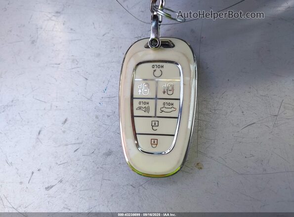 KM8S7DA2XPU078389 2023 HYUNDAI SANTA FE PLUG-IN HYBRID White Vista del salpicadero