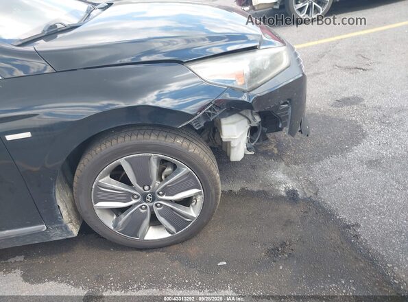 KMHC05LC6HU021046 2017 HYUNDAI IONIQ HYBRID Черный Вид спереди