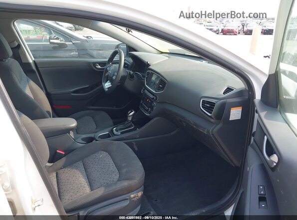 KMHC65LC0HU056177 2017 HYUNDAI IONIQ HYBRID White 