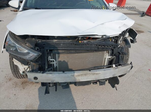 KMHC65LC0HU056177 2017 HYUNDAI IONIQ HYBRID White 