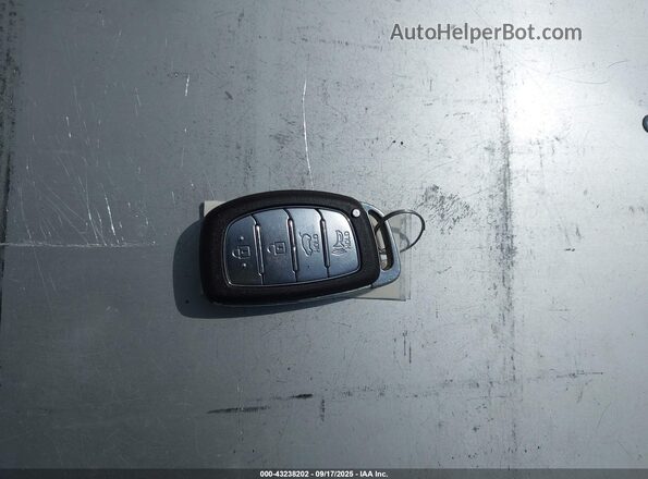 KMHC65LC2LU232414 2020 HYUNDAI IONIQ HYBRID Blue Առջևի վահանակի տեսք