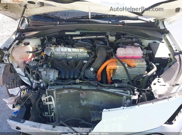 KMHC65LC9NU270208 2022 HYUNDAI IONIQ HYBRID White უკანა ხედი