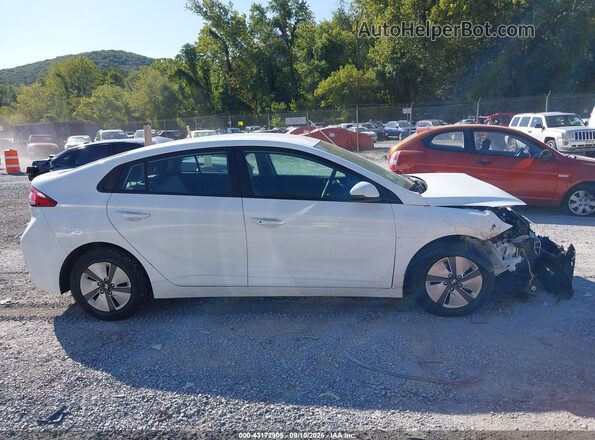 KMHC65LC9NU270208 2022 HYUNDAI IONIQ HYBRID White უკანა სალონის ხედი