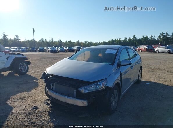 KMHC75LC3NU276163 2022 HYUNDAI IONIQ Silver წინა მარცხენა ხედი სამი მეოთხედიდან