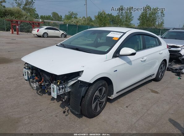 KMHC75LC7KU113981 2019 HYUNDAI IONIQ HYBRID White 