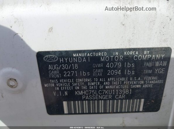 KMHC75LC7KU113981 2019 HYUNDAI IONIQ HYBRID White 