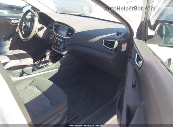 KMHC75LCXKU105955 2019 HYUNDAI IONIQ HYBRID White 
