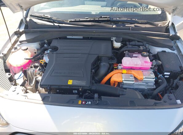 KMHC75LD0NU281748 2022 HYUNDAI IONIQ PLUG-IN HYBRID Silver უკანა ხედი