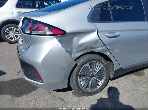 KMHC75LD0NU281748 2022 HYUNDAI IONIQ PLUG-IN HYBRID Silver წინა ხედი
