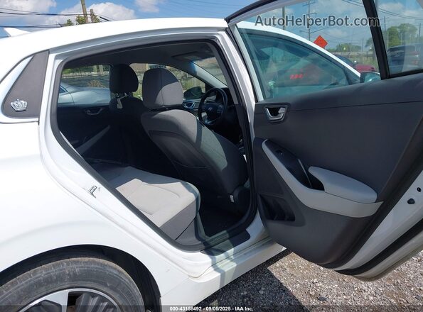KMHC75LD9MU248679 2021 HYUNDAI IONIQ PLUG-IN HYBRID White 
