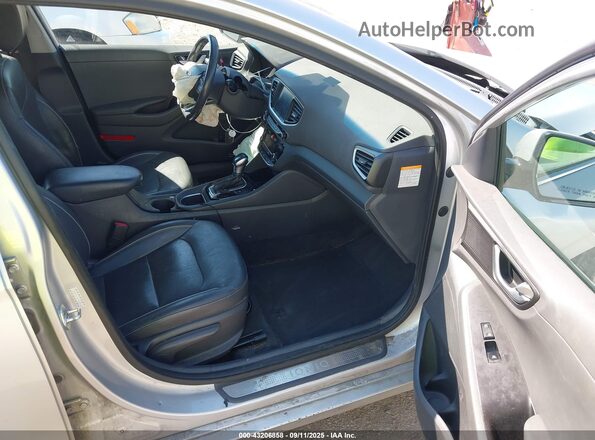 KMHC85LC8HU023423 2017 HYUNDAI IONIQ HYBRID Silver Սալոնի դիմացի տեսք