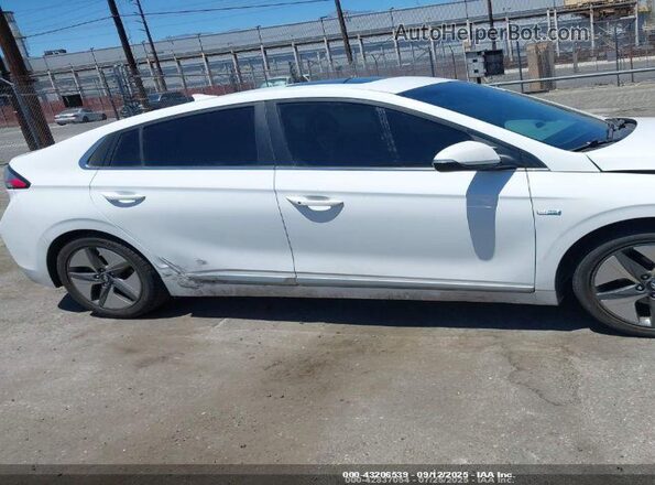 KMHC85LCXLU208016 2020 HYUNDAI IONIQ HYBRID Белый Вид панели приборов