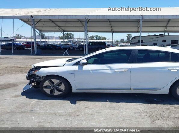 KMHC85LCXLU208016 2020 HYUNDAI IONIQ HYBRID Белый Вид щитка приборов