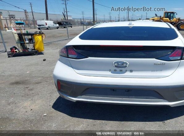 KMHC85LCXLU208016 2020 HYUNDAI IONIQ HYBRID Белый Вид задней части салона