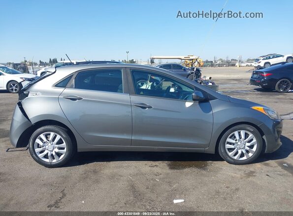 KMHD35LH3HU370981 2017 HYUNDAI ELANTRA GT Gray Widok wnętrza 360 stopni