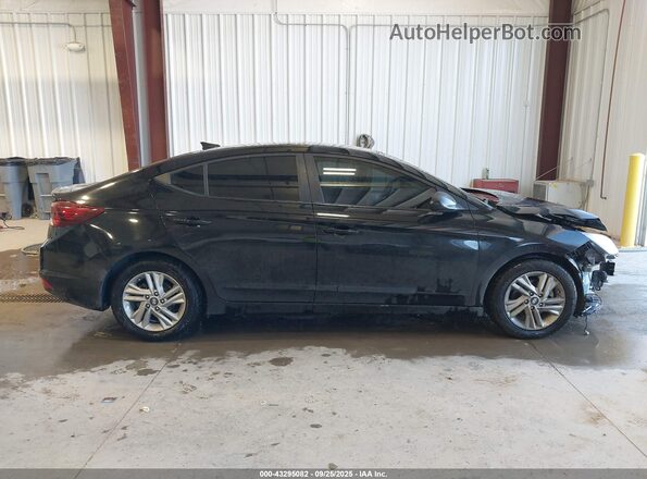 KMHD84LFXKU847391 2019 HYUNDAI ELANTRA Black Սալոնի 360 աստիճան տեսք