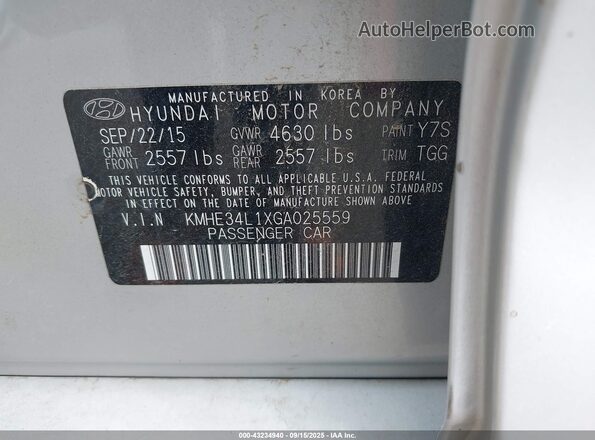 KMHE34L1XGA025559 2016 HYUNDAI SONATA HYBRID Silver Widok komory silnika