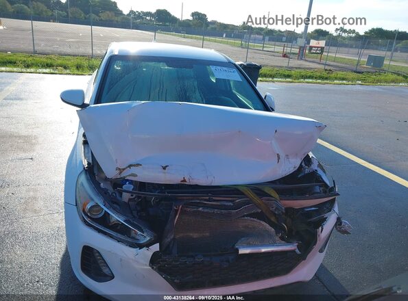 KMHH35LE0JU016526 2018 HYUNDAI ELANTRA GT White 