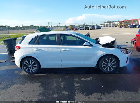 KMHH35LE0JU016526 2018 HYUNDAI ELANTRA GT White 