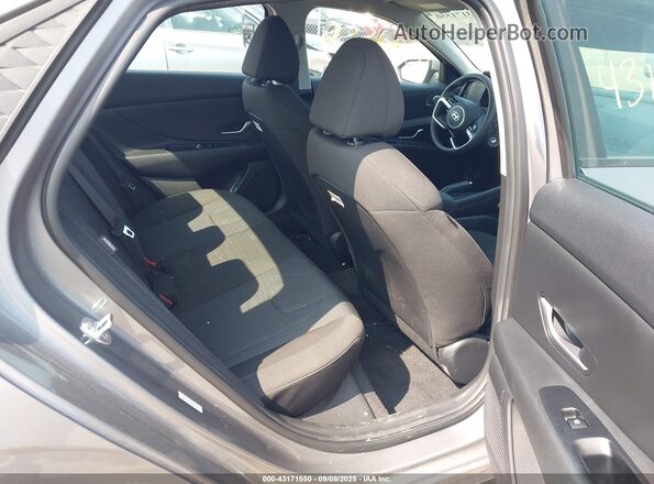 KMHLL4DG5RU841106 2024 HYUNDAI ELANTRA Gray Widok naklejki z numerem VIN