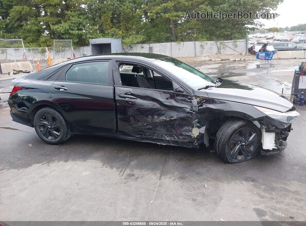 KMHLM4AGXNU260230 2022 HYUNDAI ELANTRA Black Սալոնի հետևի տեսք
