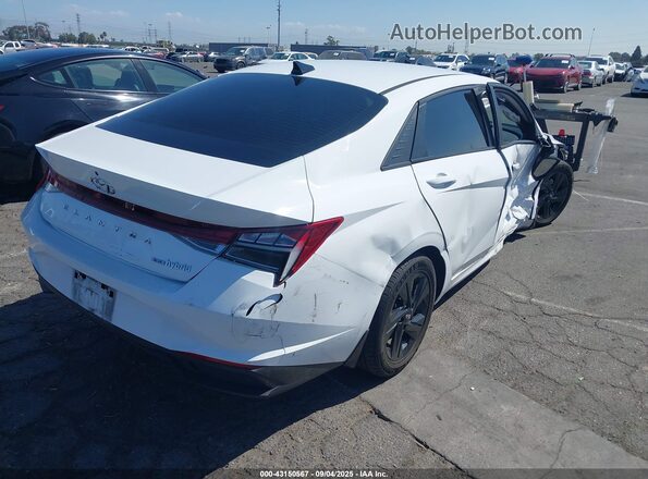 KMHLM4AJ7PU047007 2023 HYUNDAI ELANTRA White Trasero derecho